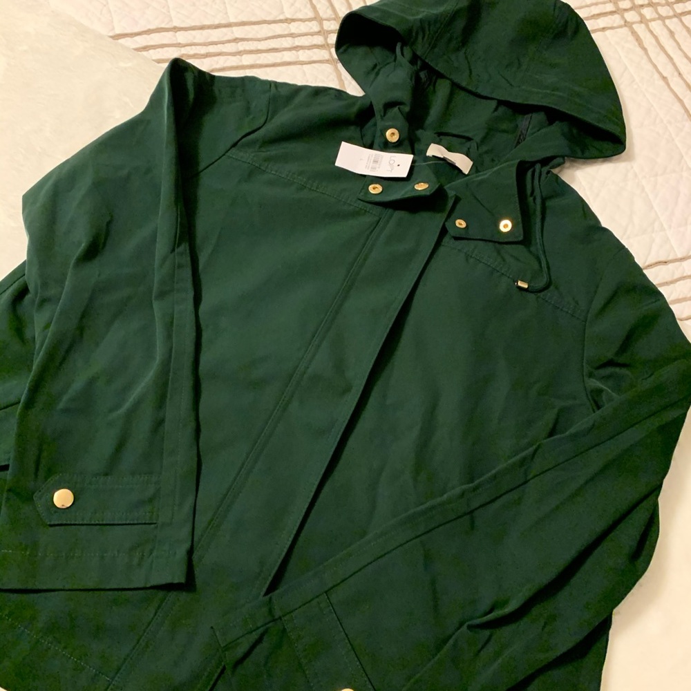 NWT Green LOFT Rain Coat - zipper